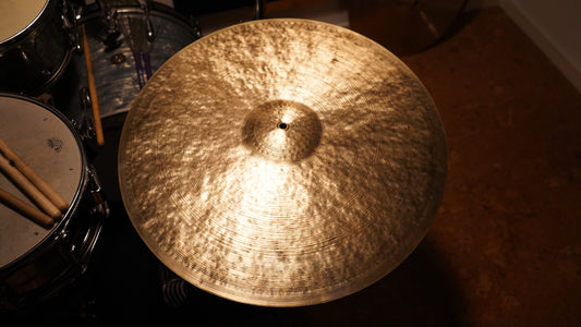 23" Nefertiti 3212g