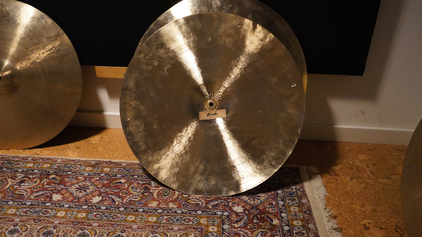 22" 6th Anniversary  2540g "Half Turk" 6 Rivets