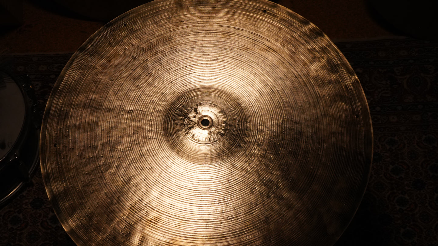 22" 6th Anniversary  2540g "Half Turk" 6 Rivets